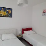 Apartamento Sain *