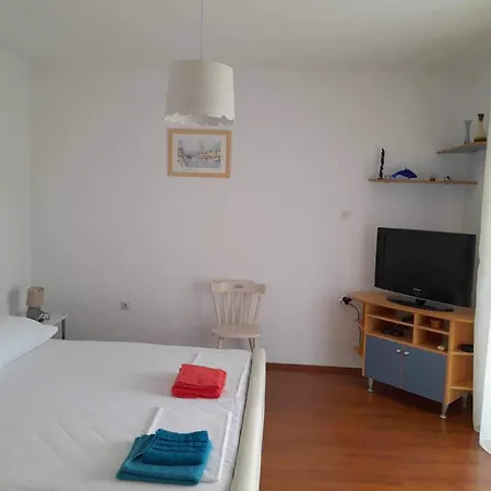 Sain * Poljica (Trogir)