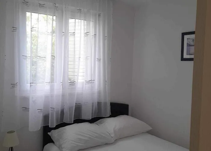 Sain Lägenhet Poljica (Trogir)